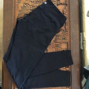 Lululemon black leggings